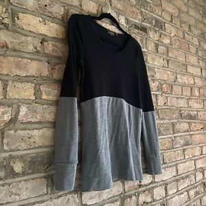 Two toned long sleeve tee